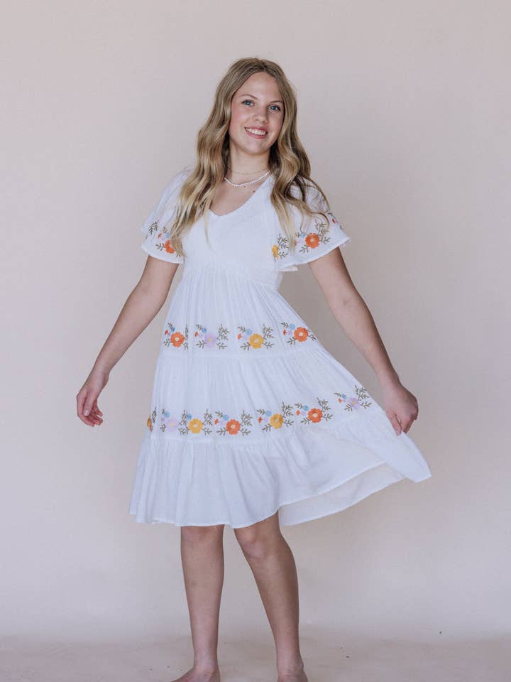 Vestido Midi Bordado Sicília Crianças por atacado de Fehrnvi Apparel