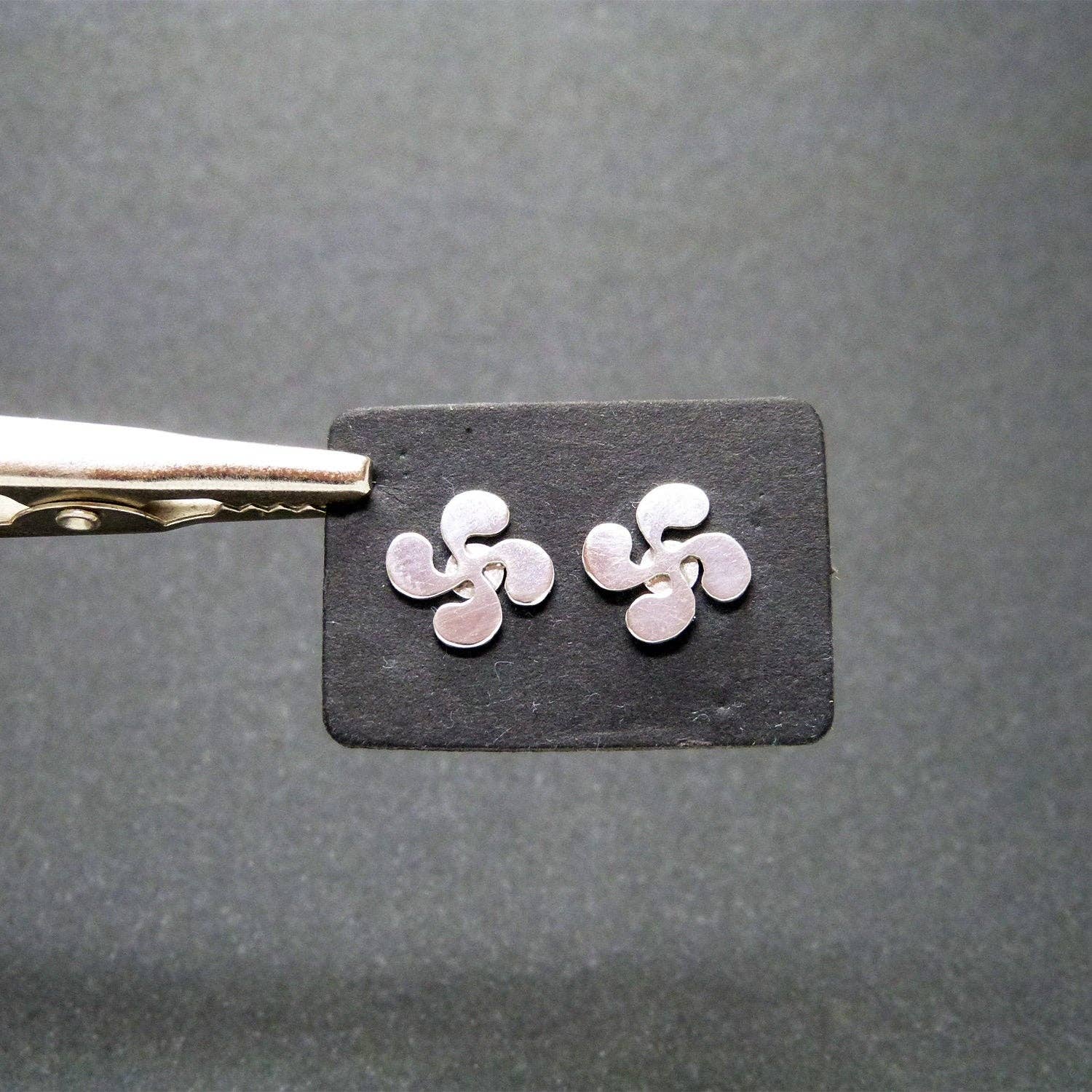 Plataica - Wholesale Stud/Post Earrings - 925 silver Lauburu earrings3