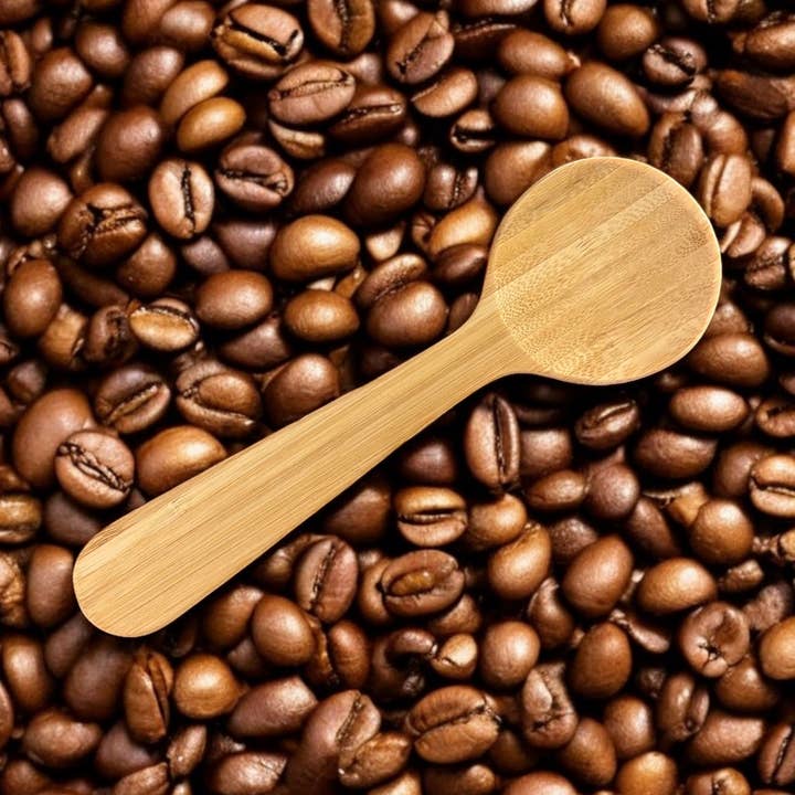 Bamboo Coffee Scoop with Bag Clip | Coffee Gift Bestseller for wholesale by Bamboo Switch