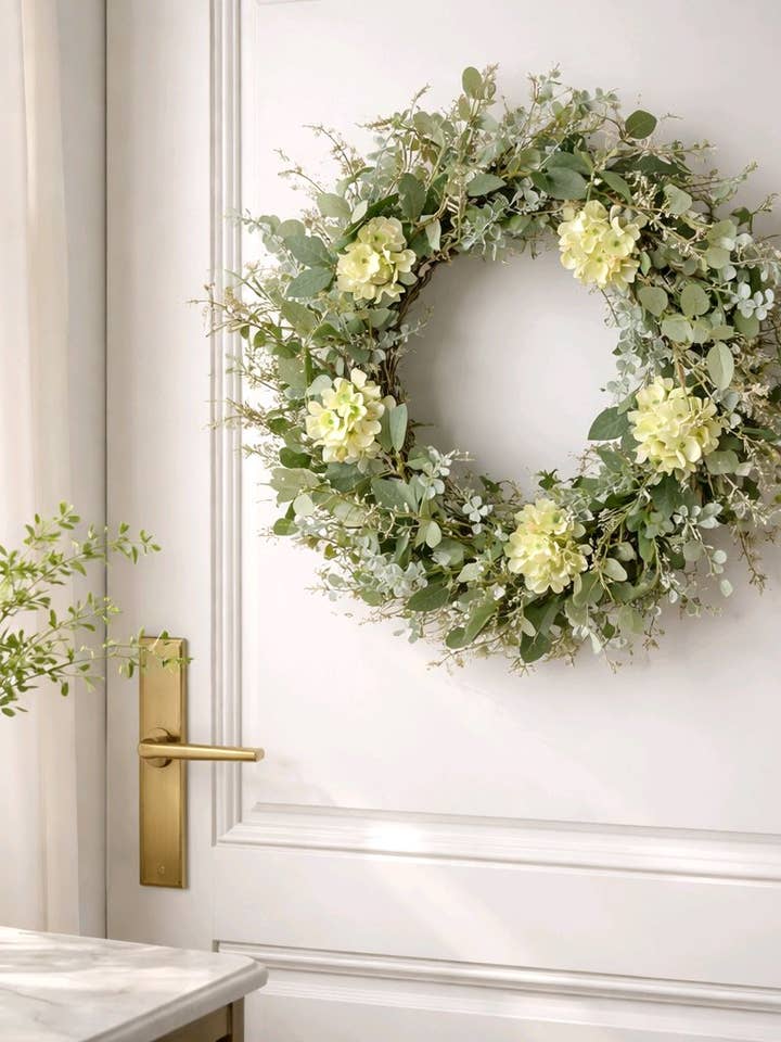 Garten-Hydrangia-Kranz 26in W für den Großhandel von Wholesale Home Decor