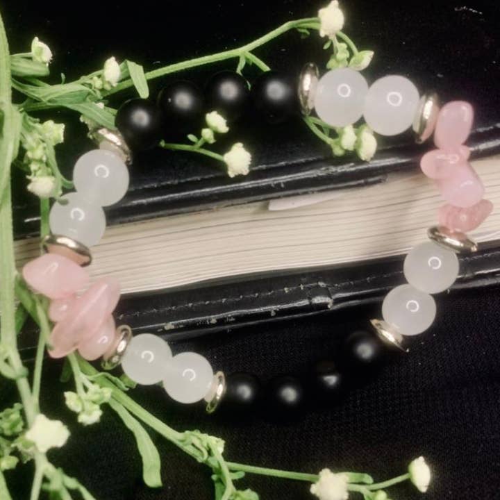 Natural Stone Beaded Bracelet – Black Onyx, White Jade for wholesale by Hadi Craft