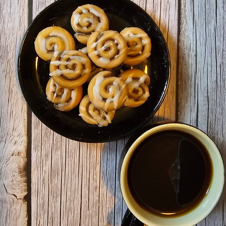 The Littlest Things - Wholesale Wax Melt - Cinnamon Roll Wax Melt3