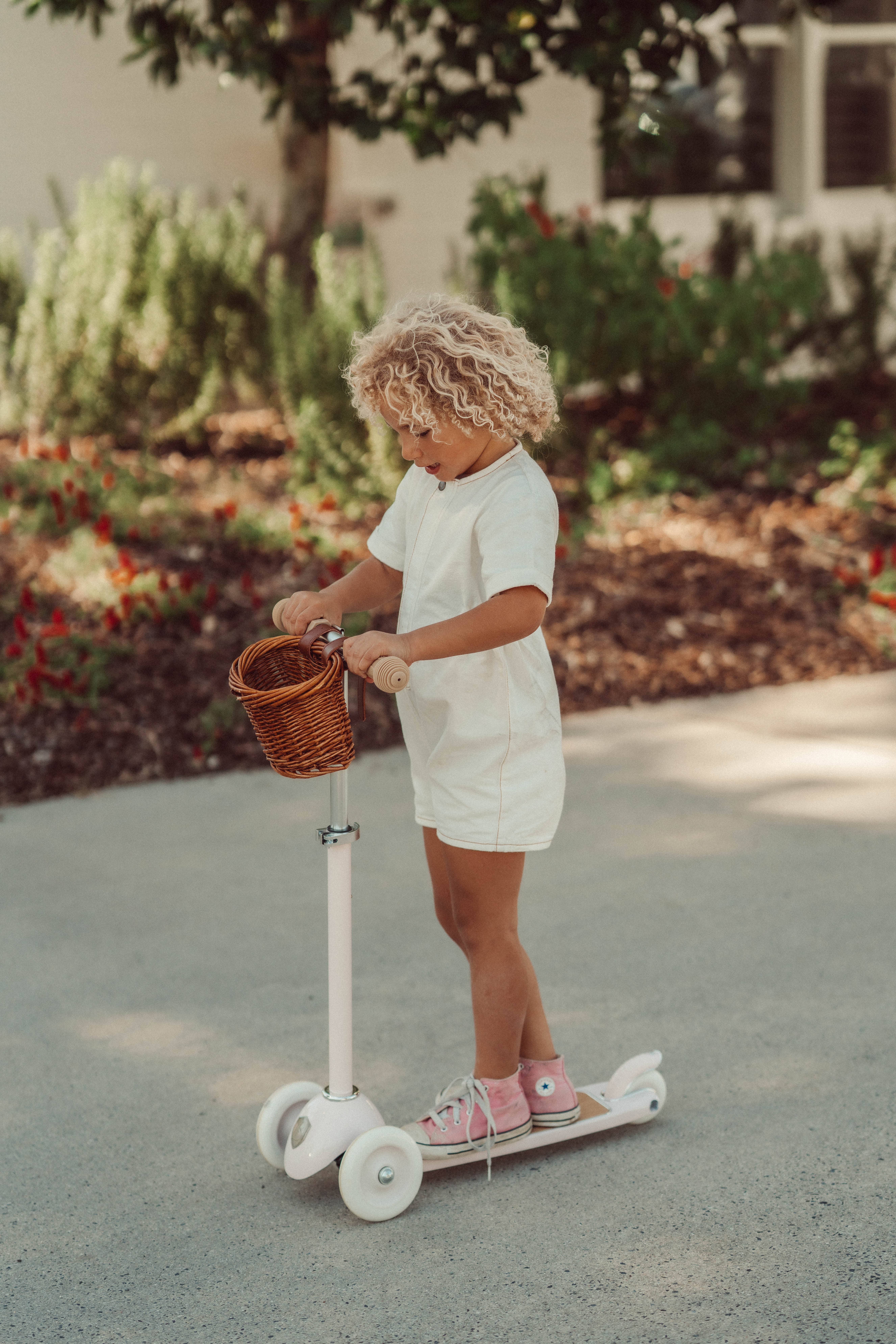 Banwood Inc - Wholesale Bike/Scooter - Kids - BANWOOD SCOOTER VINTAGE - PINK3