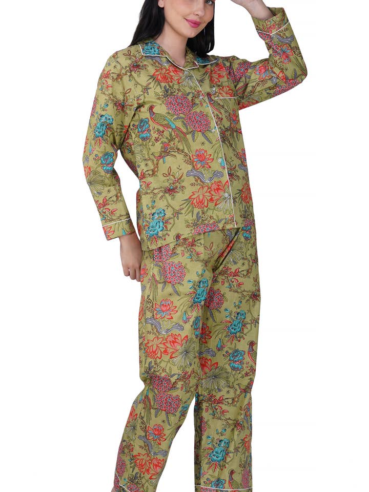 Purple Mohar – wholesale Sleepwear set – Women's – Jungle Majesty: 3-Piece Peacock Pajama Set3