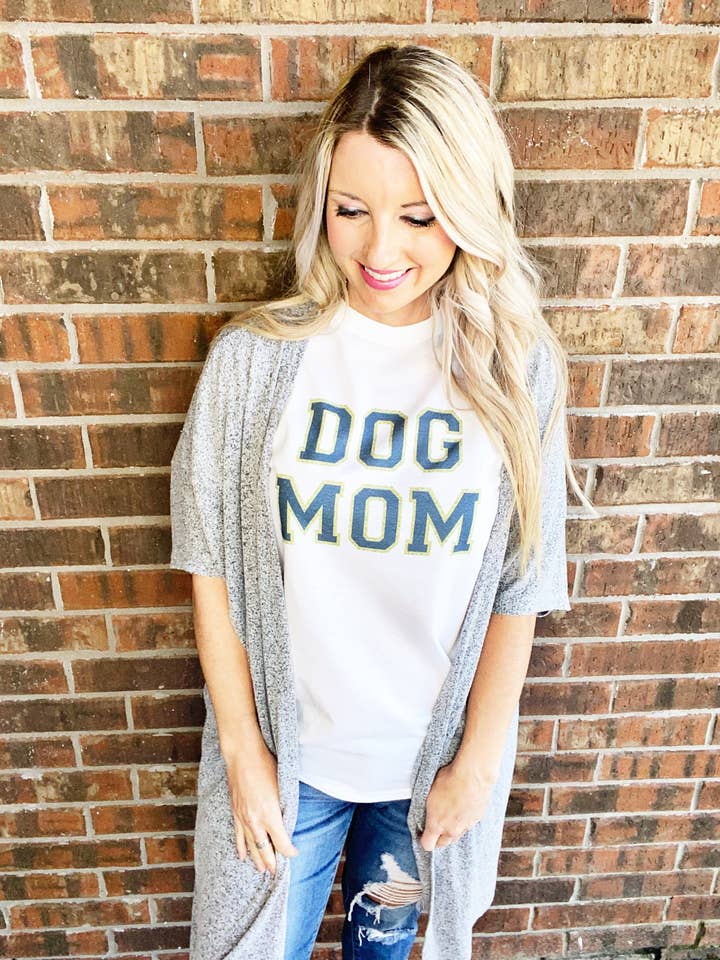 Simply Blush Wholesale - Wholesale Screen Printed T-Shirt - Women's - Dog Mom Glitter Letter Tee/Sweatshirt