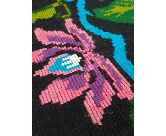 MADE WITH LOVE RO SRL - Vendita all'ingrosso Tappeto - Tappeto vintage rumeno con grandi fiori in colori pastello2