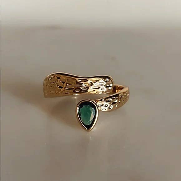 Tramps+Thieves - Wholesale Cocktail/Statement Ring - Emerald Grooves Ring3