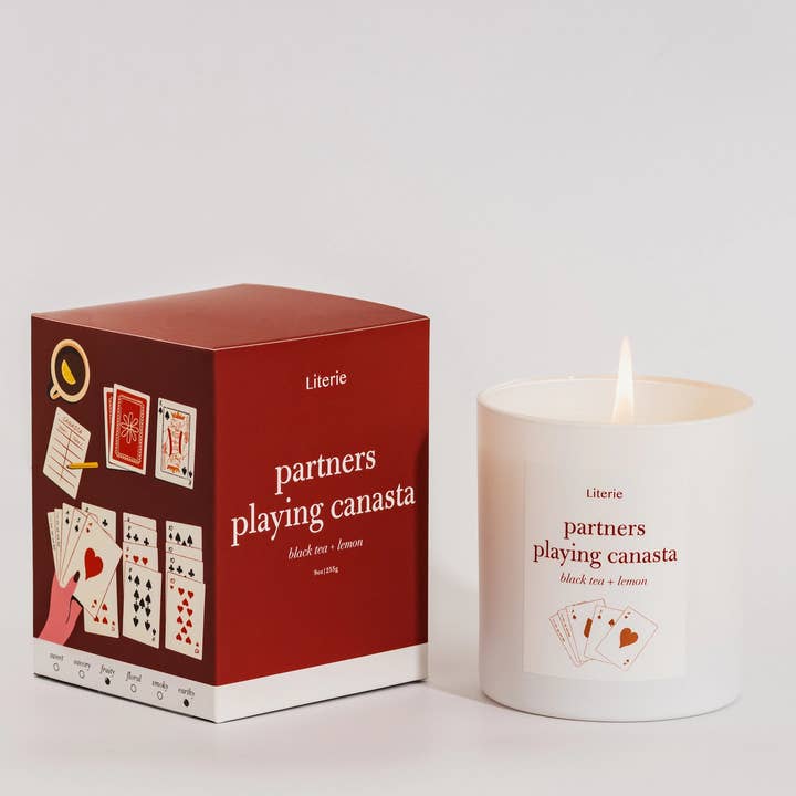 Literie - Wholesale Jar/Filled Candle - Partners Playing Canasta