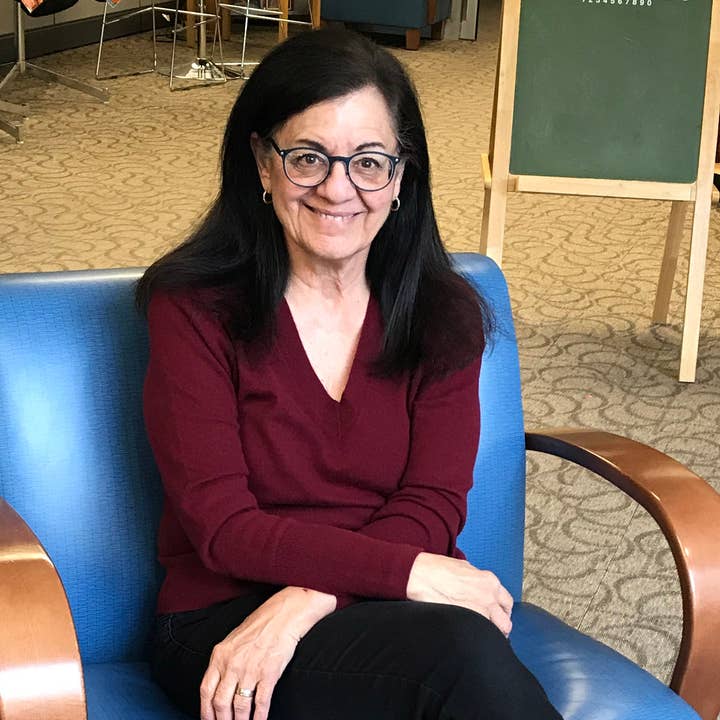 Schiffer Publishing - Wholesale Baby & Toddler Book (0-2) - The Tiniest Giant11