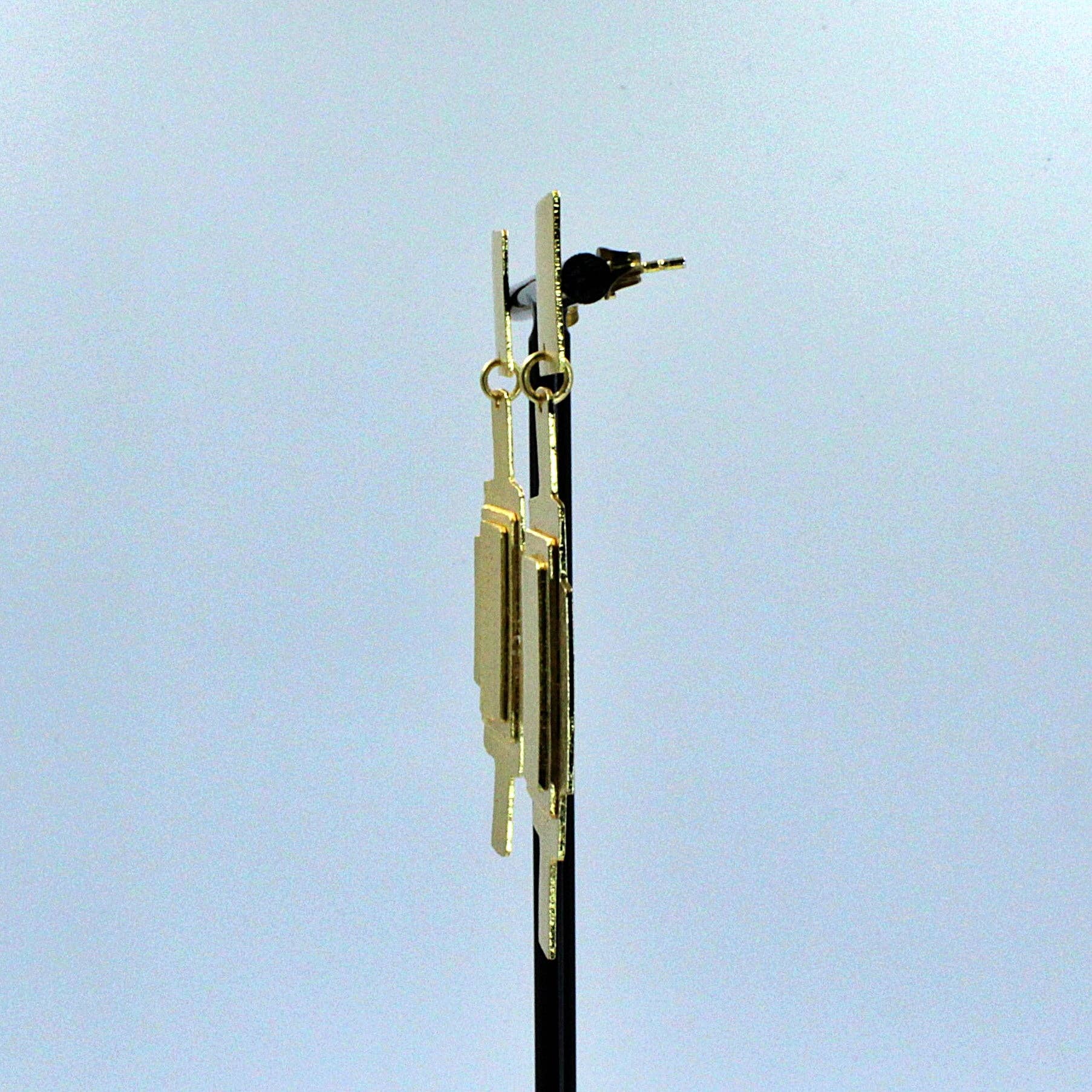 LA MAR - Vente Boucles d'oreilles pendantes - Boucles d'oreilles WRIGHT plaquées or - Conçu avec caractère4