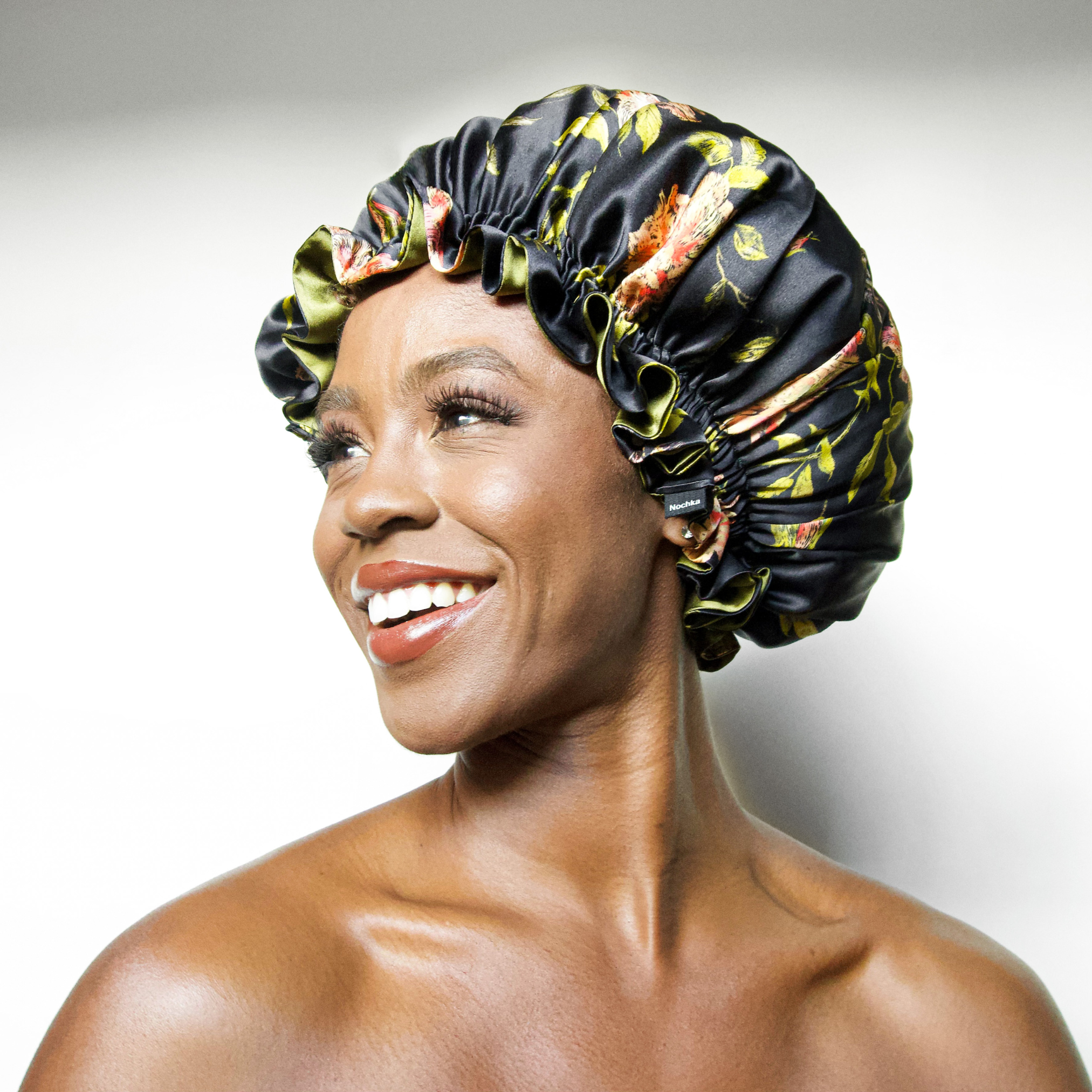 Nochka – wholesale Sleep cap / bonnet – women's – Wild Rose Print Reversible Bonnet
9