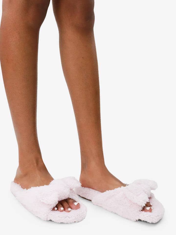 Blush CLOUD - Plush Fuzzy Slippers for wholesale on Faire3
