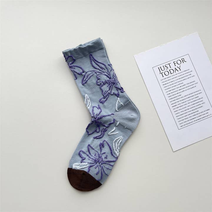 Tourtiwi - Wholesale Socks – Women's - Boho Floral Embroidered Crew Socks22