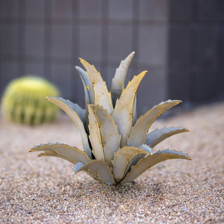 Desert Steel - Wholesale Artificial Plant - Metal Americana Agave2
