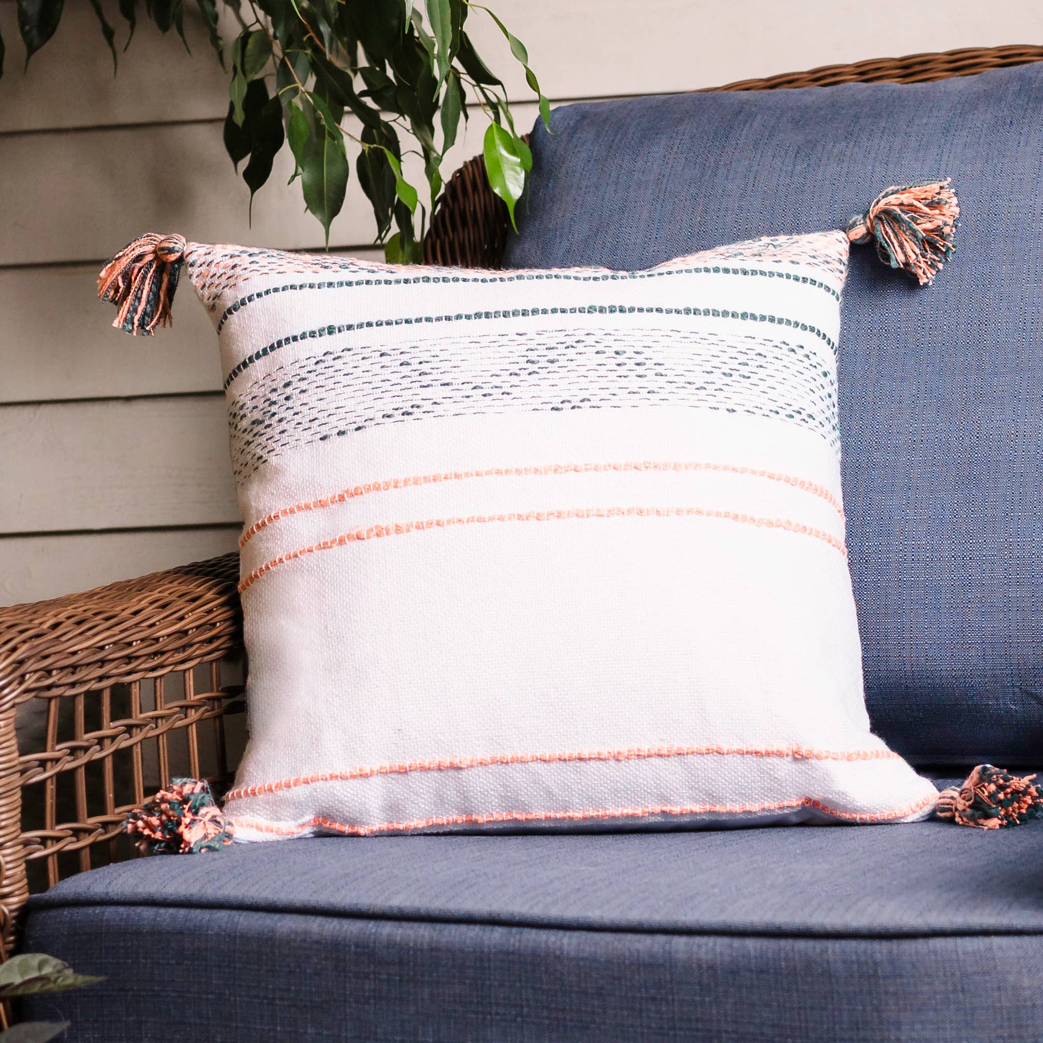 Elsie & Zoey - Wholesale Throw/Decorative Pillow - Tylanne 18X18" Handwoven Striped Indoor/Outdoor Throw Pillow3