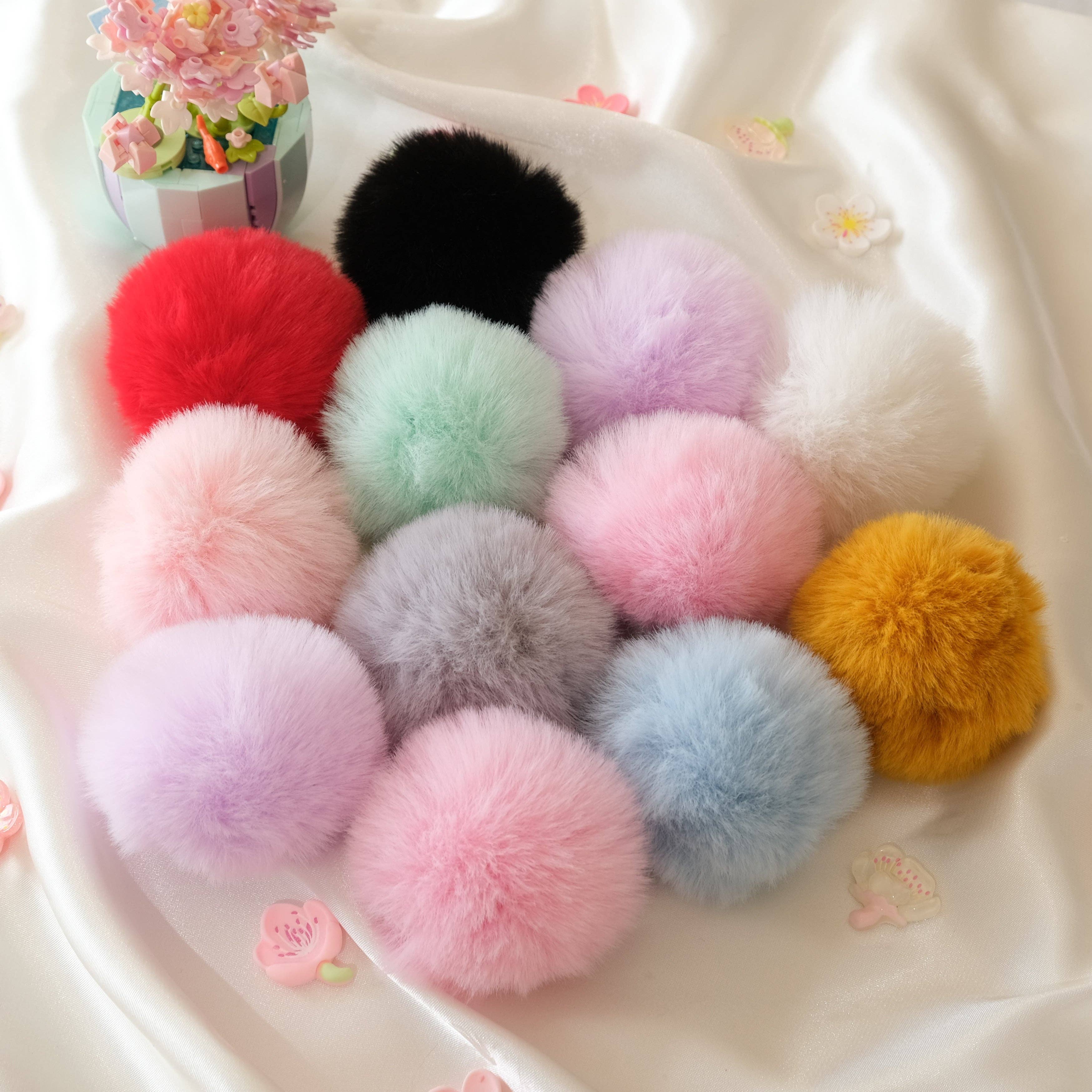 Moon Bunny - Wholesale Craft supplies - Pom pom11