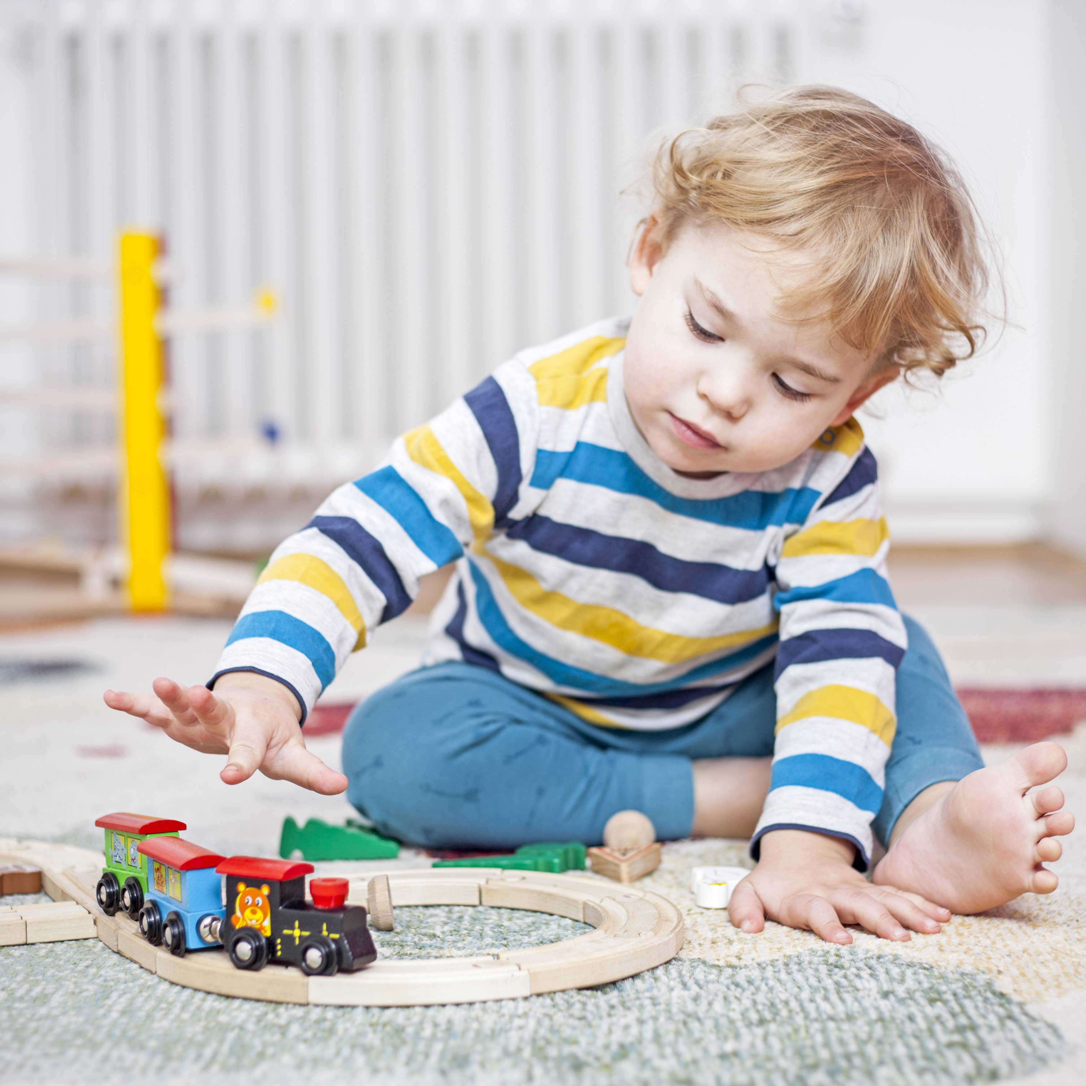The Twiddlers – Brinquedo de madeira - Crianças por atacado – Conjunto de 64 Peças de Trilhos de Trem de Madeira3