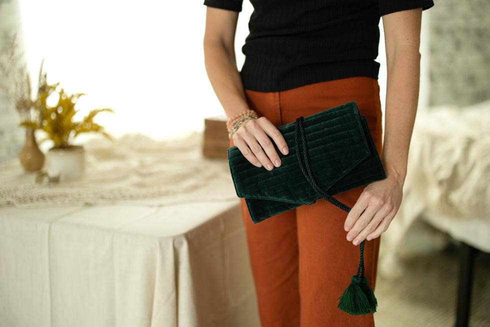 Mercy House Global - Wholesale Jewelry Box/Organizer - Emerald Velvet Jewelry Roll2