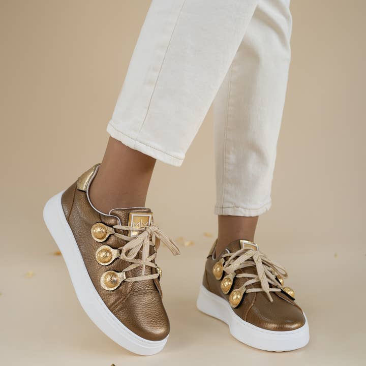 Golden Casual Chic Sneaker Anita 06 - More colors available and other Purchase Wholesale vendita confetti. Free Returns & Net 60 Terms on Faire trending on Faire.