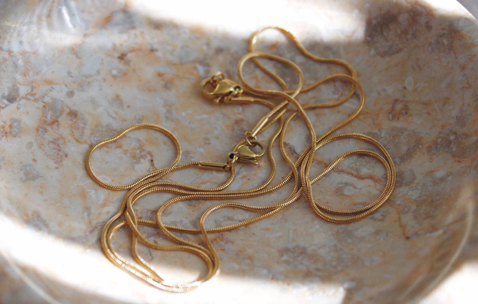 Animira Jewels - Wholesale Link & Chain Necklace - AnimiraJewels - Amelia Dainty Herringbone Necklace4