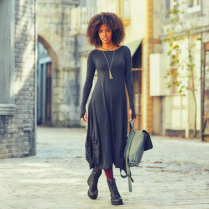 Los Banditos - Wholesale Dress - Women's - Boat Neckline Thumb Hole Detail Long Sleeve Maxi Dress