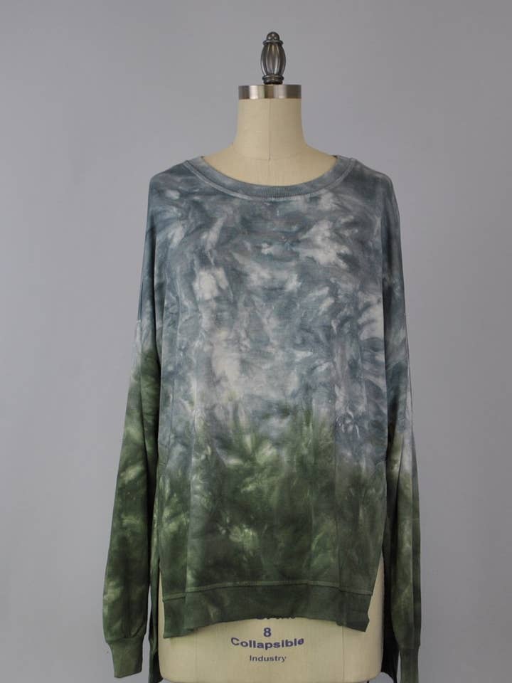 Dip Dye Sweatshirt w/ Side Seam Vents (D190645) for wholesale by Dantelle Apparel