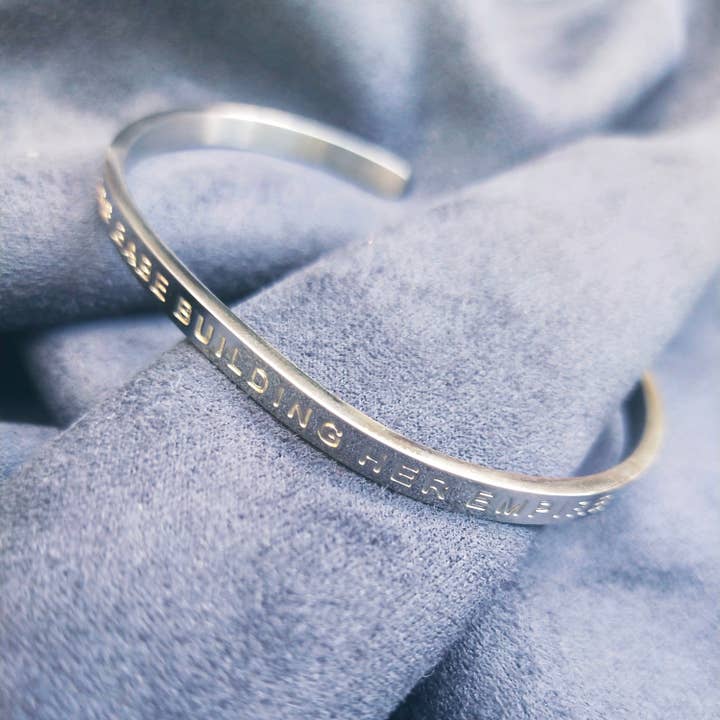 FIERCE ONE - Wholesale Cuff Bracelet - JUST A BOSS BABE BUILDING HER EMPIRE - Bangle2