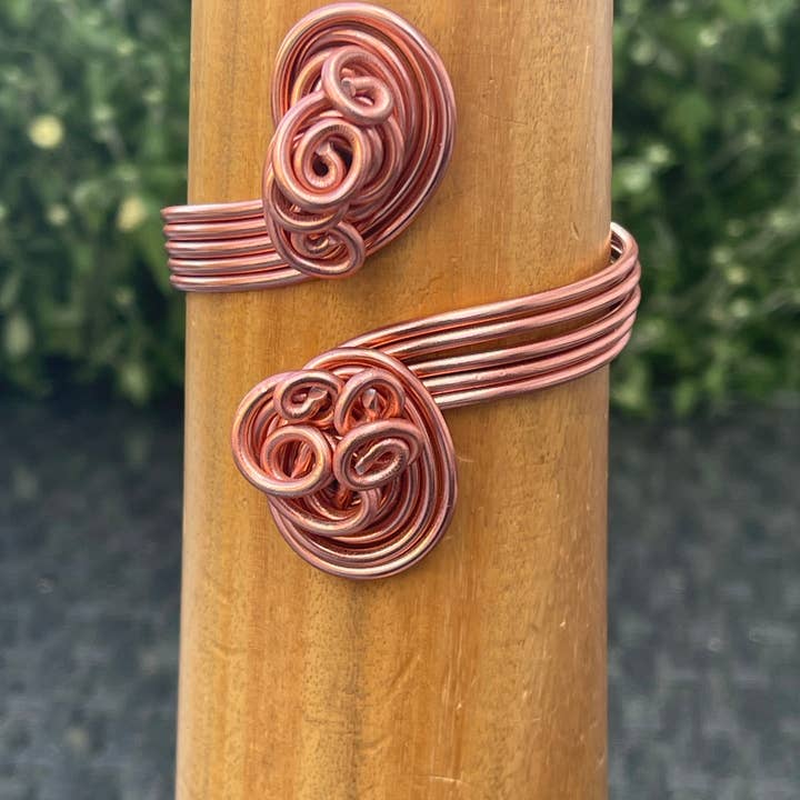 Jewelry With Me - Venta al por mayor Pulseras tipo brazalete - Brazalete de alambre de aluminio de color cobre3