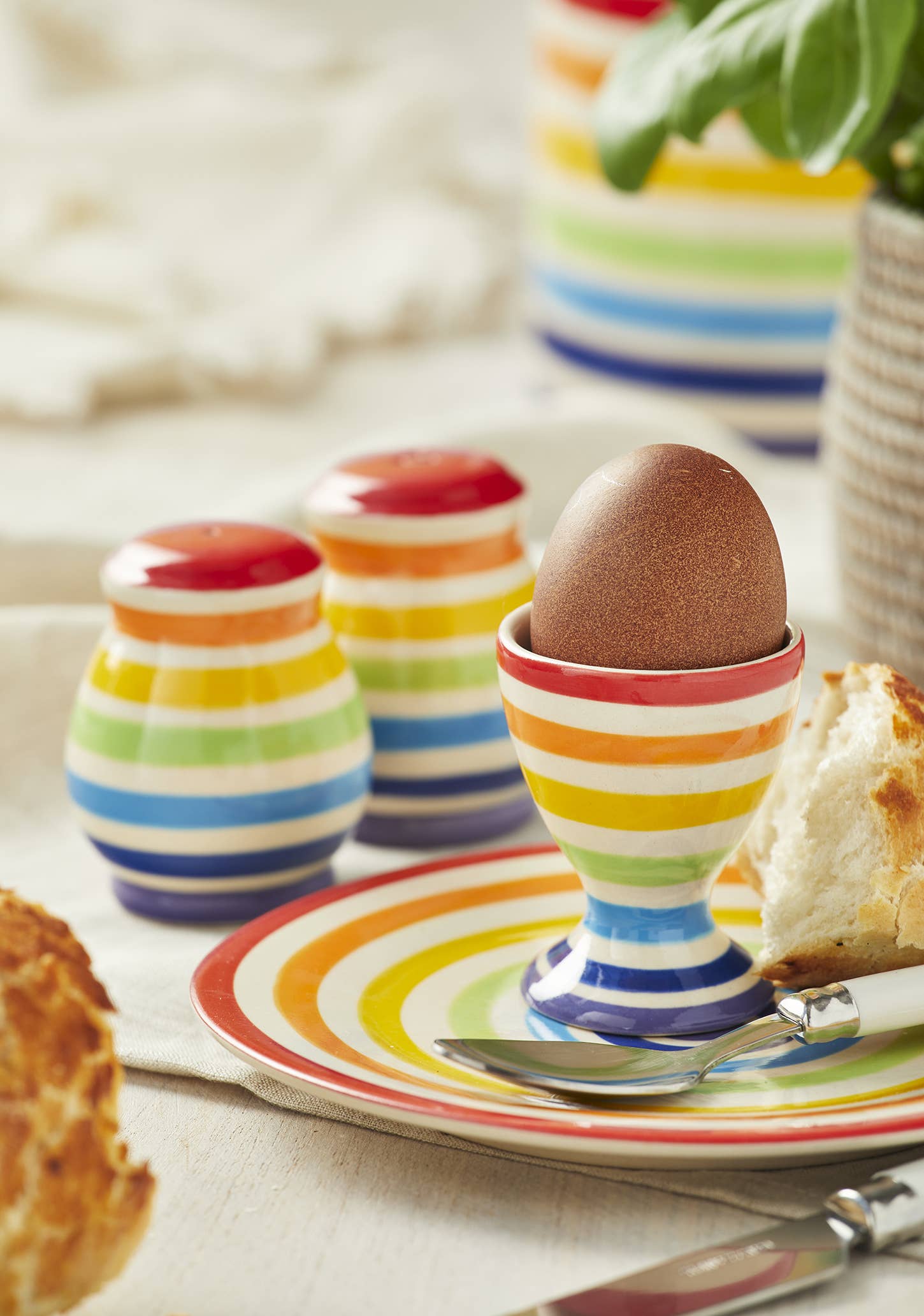 Namaste – wholesale Salt & pepper shaker set – Hand Painted New Rainbow Salt & Pepper1