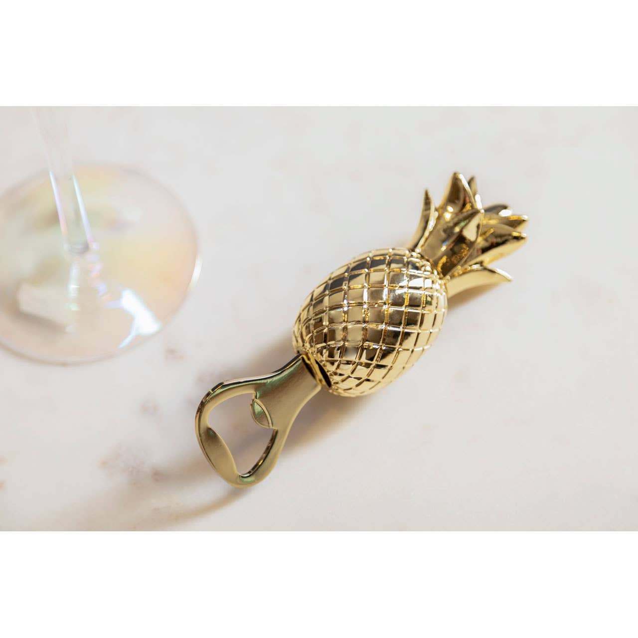Interiors by Premier – wholesale Bottle/wine opener – Modern Retro Pineapple Bottle Opener1