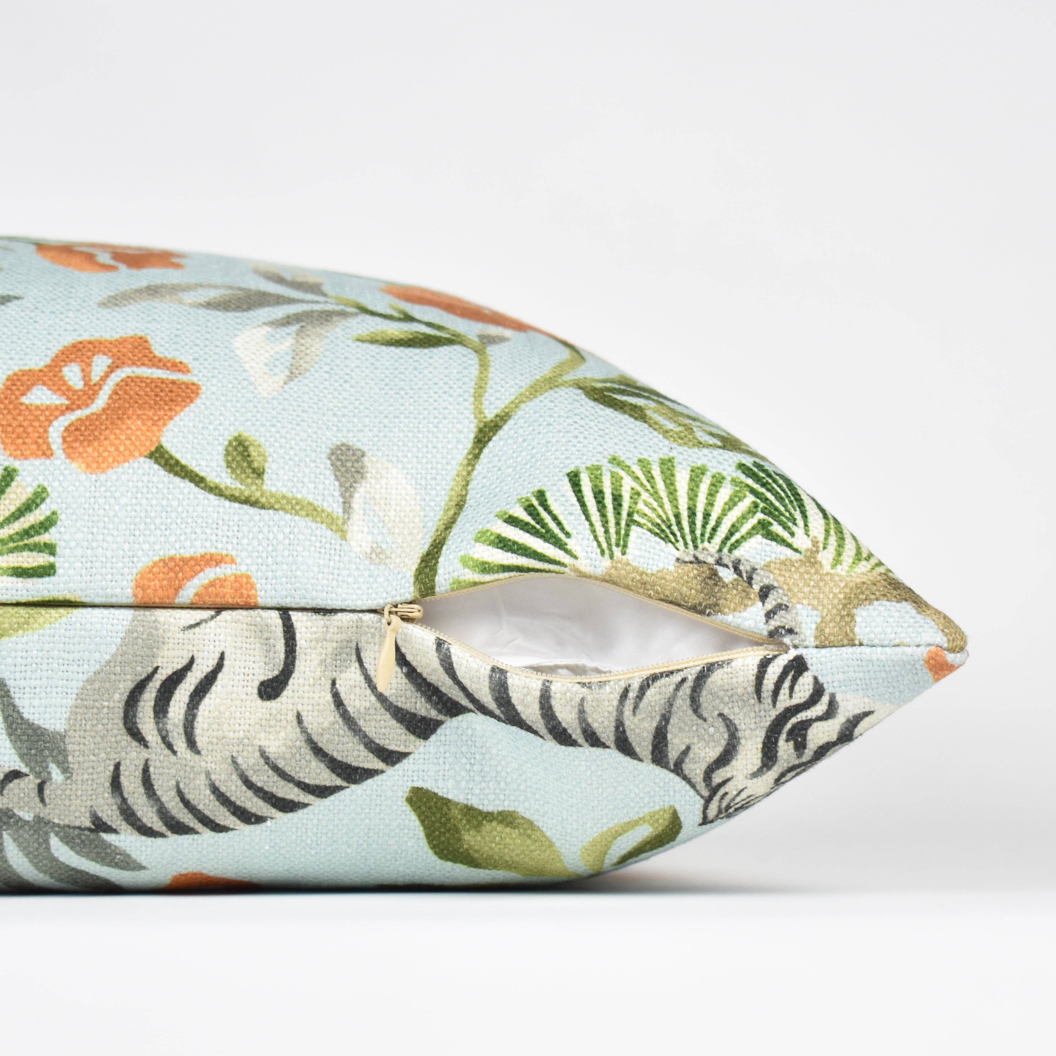 The Pillow Collection Inc. – wholesale Lumbar pillow – Acacia Lumbar Pillow6