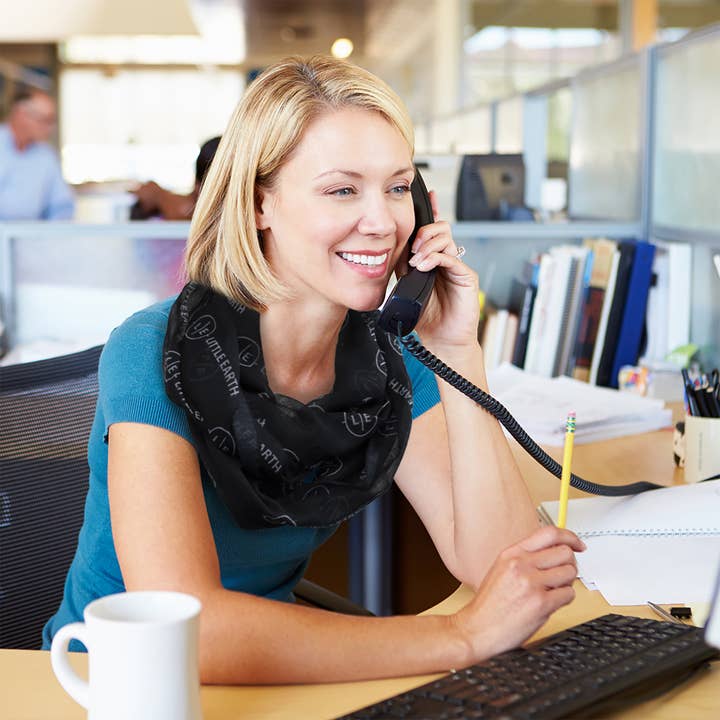 Little Earth Productions - Wholesale Scarf - Women's - NFL Kansas City Chiefs Sheer Infinity Scarf1