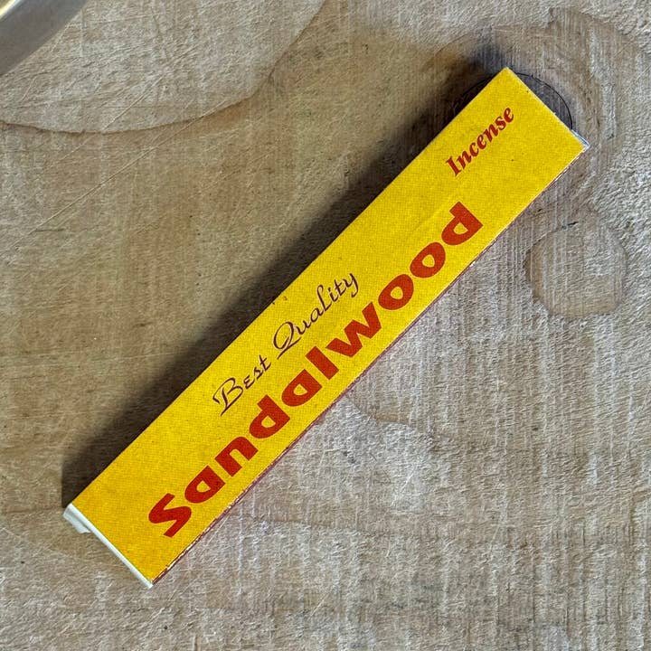 Chandra Devi Sandelhout Wierook – Kleine Doos voor wholesale door Buddha-Buddha