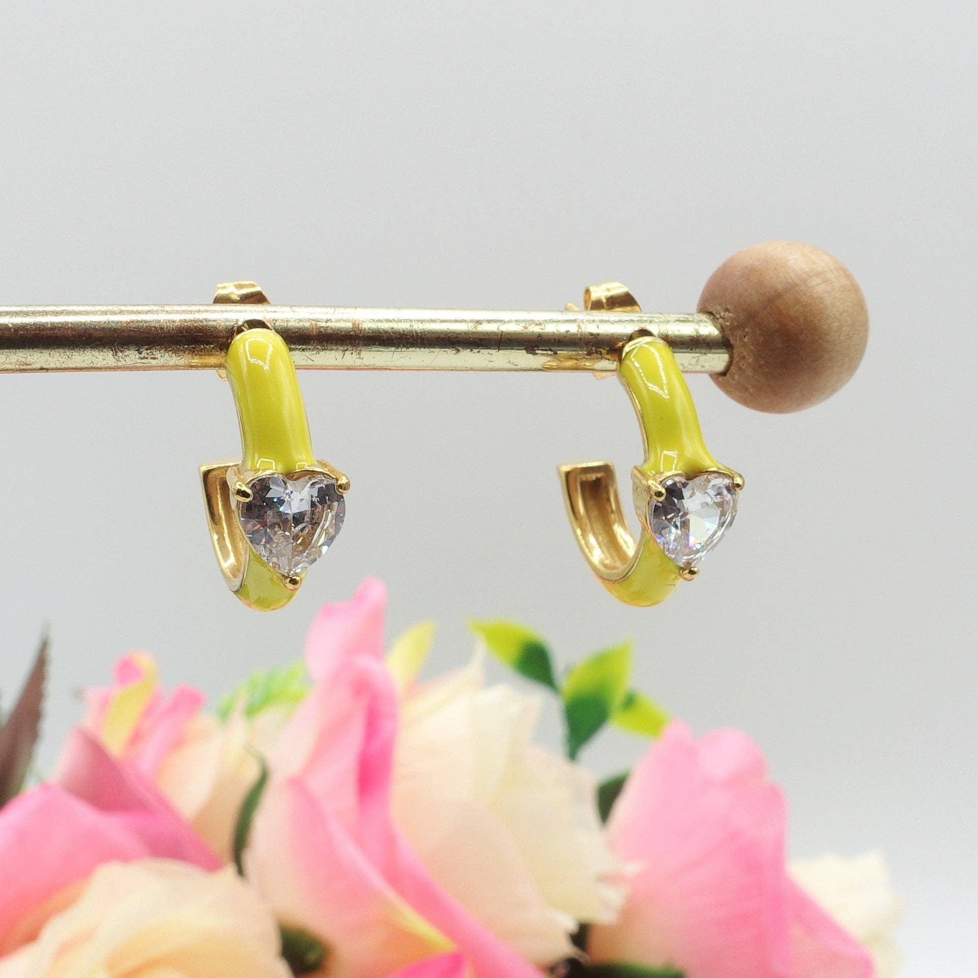 Daemon srls - Venta al por mayor Pendientes de aro pequeños - CHERIE FLUO mini - acero inoxidable - pendientes de aro esmaltados con circonitas cúbicas13