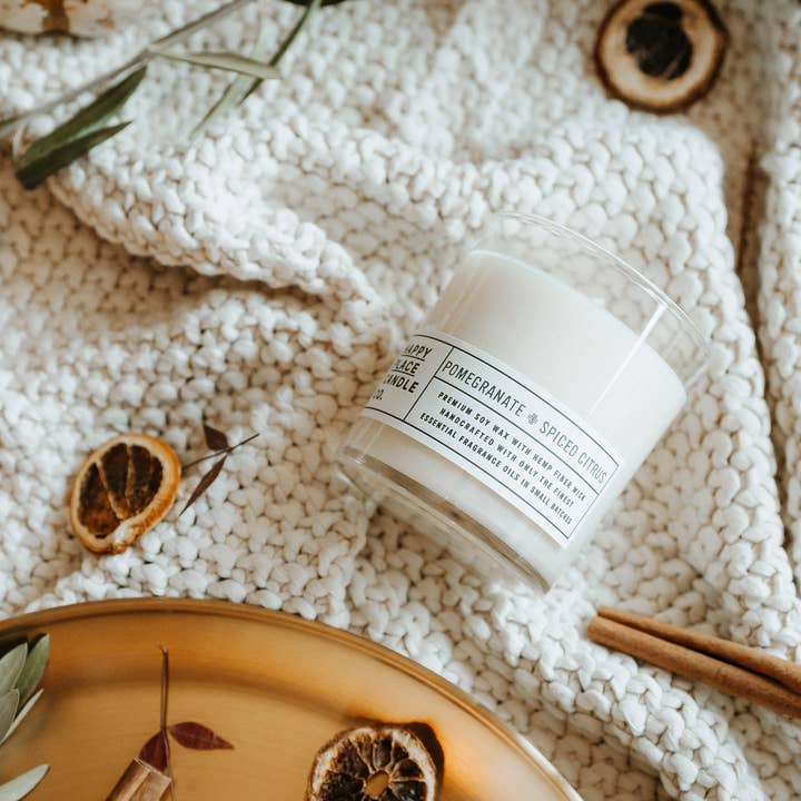 Vela con granada y cítricos especiados de 9 oz para venta al por mayor de Happy Place Candle Co.