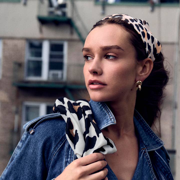 Lele Sadoughi - Wholesale Fashion headband – women's - LEOPARD JACKIE SILKY HANDKERCHIEF HEADBAND1