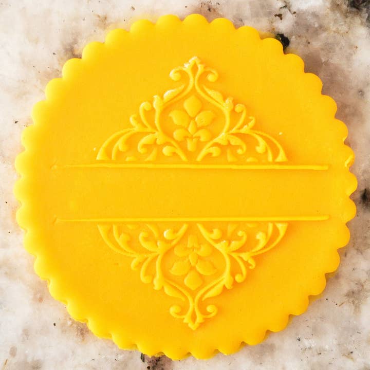 Tampon gaufré à motif damassé en forme de biscuit et de biscuit pour la vente par Cut Bake Stamp