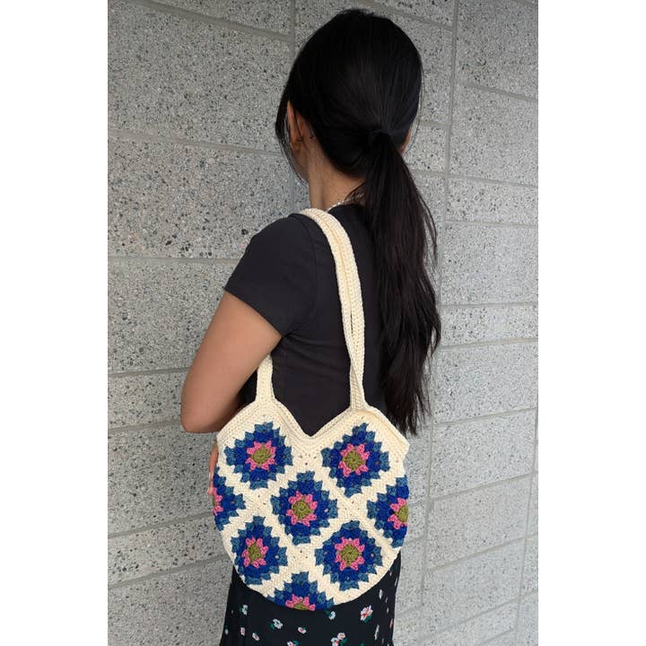Janzy - Wholesale Tote Bag - Women's - Handmade Mini Floral Crochet Tote Bag2