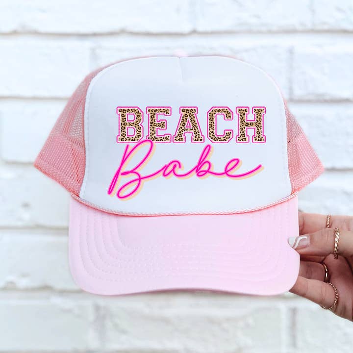 LEOPARD Beach Babe DTF Tryckt Rosa & Vit Truckerhatt för wholesale av Southern Attitude Designs Inc