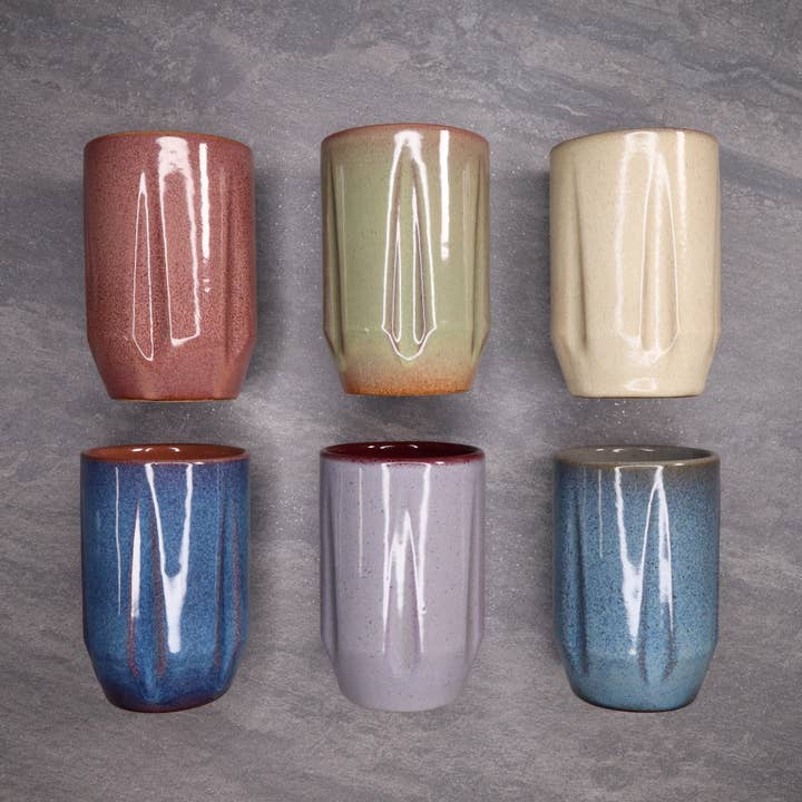 HOLD SUPPLY - Wholesale Drinking Glass/Cup - Gray and Red 16 oz Round Notched Stoneware Ceramic Cup3