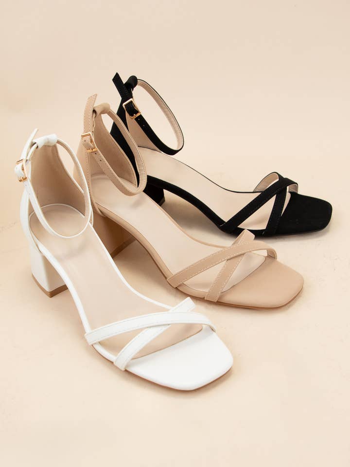 CCOCCI - Wholesale Low Heels - Women's - EDNA-1 SQUARE-TOE ANKLE STRAP BLOCK HEEL SANDAL