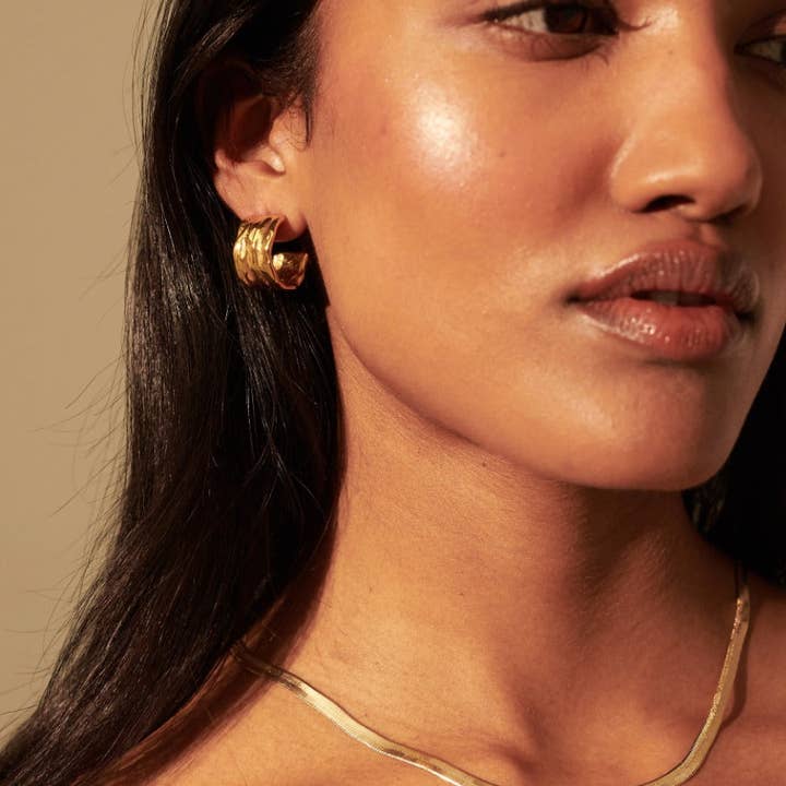 Angels Whisper Accessories - Wholesale Hoop earrings - Sculpted Hoop Gold Plated Earrings1