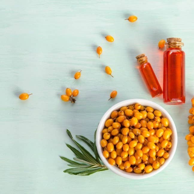 Du Jardin Beauty - Wholesale Facial Serum/Concentrate - Rose Gold Radiance Moisturizing Serum2