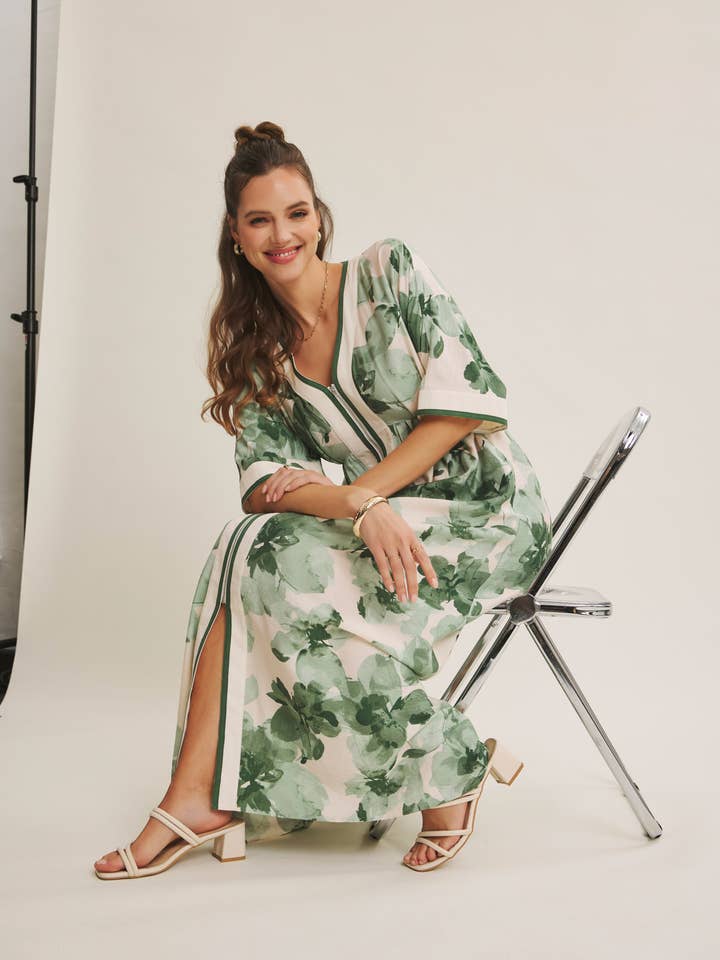 RELAXED FIT FRONT ZIP FLORAL MIDI DRESS WITH AIRY KIMONO SLV for wholesale by in february
