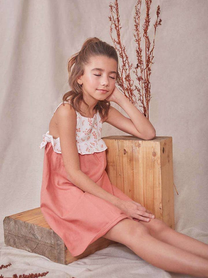 Kombinerad Axelbandslös flicka klänning i korall färg för wholesale av Dadati