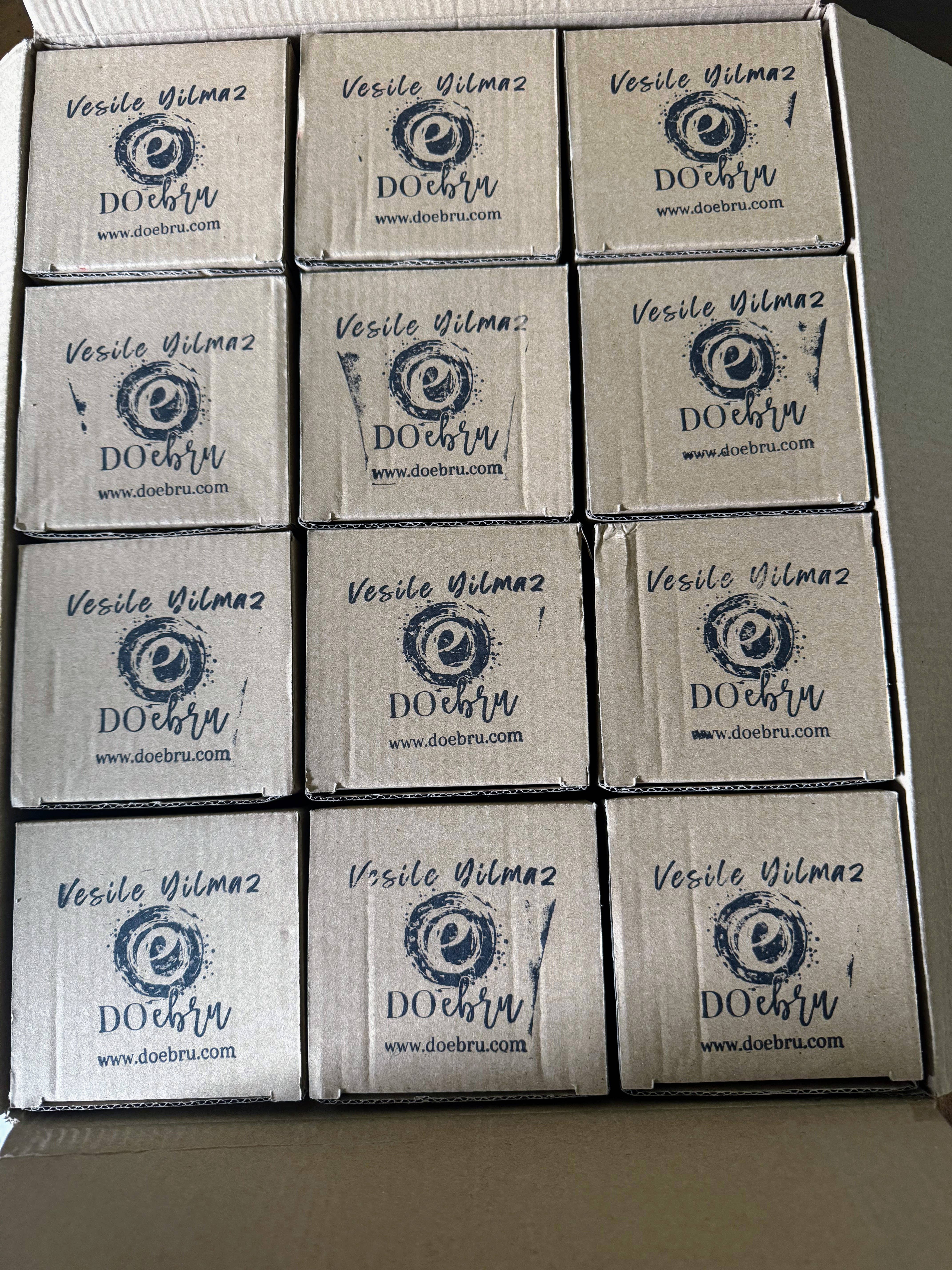 Marbling Art LLC - Wholesale Ornament - Hand-Marbled Ceramic Christmas Baubles / Decorations10