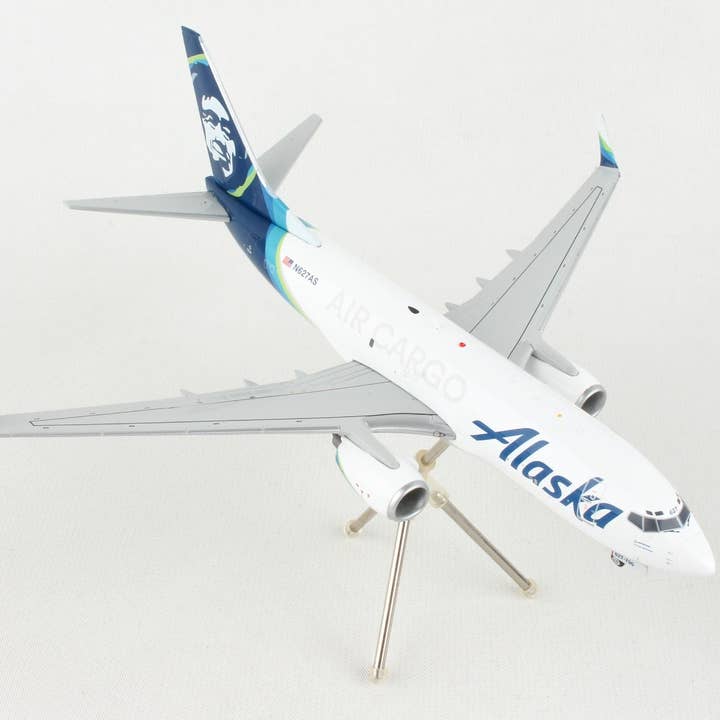 GEMINI200 ALASKA CARGO 737-700WBDSF 1/200 REG#N627AS (**) para venta al por mayor de Daron Worldwide Trading