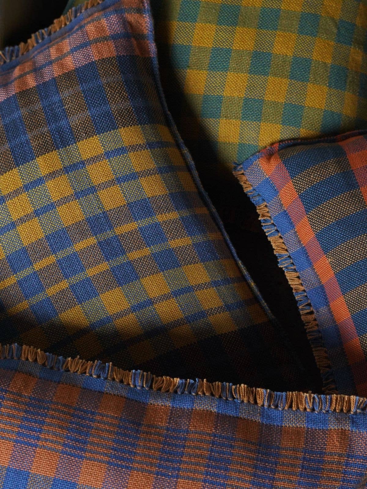 Annahmol - Wholesale Throw Pillow Cover - Handwoven Mid Century Inspired Pillow Cover (20x20 inch)2