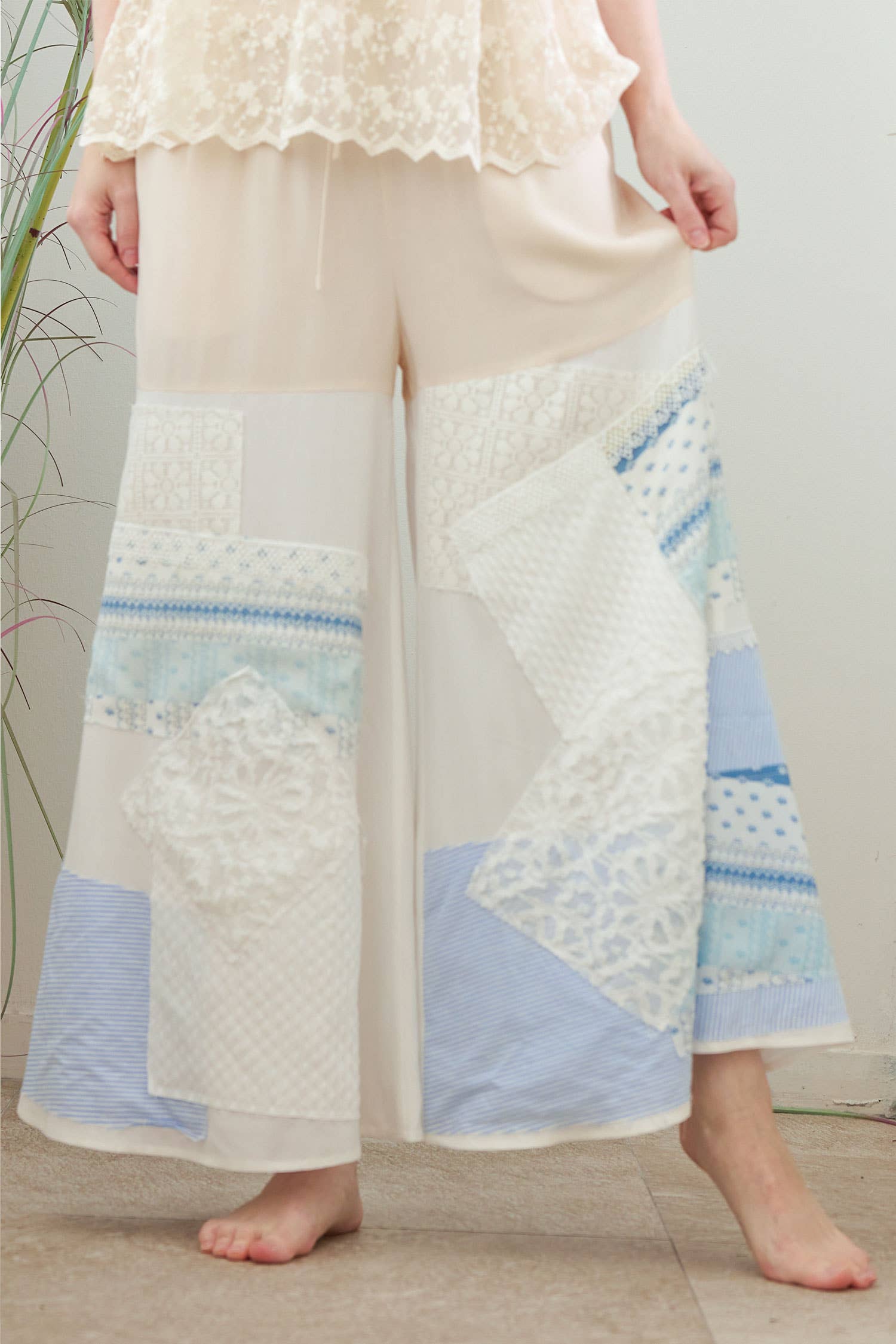 Mello. - Wholesale Pants - Women's - Boho Crochet Lace Pattern Pants4