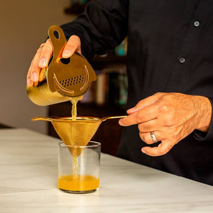 A Bar Above - Wholesale Bar tool - Fine Mesh Cocktail Strainer, Gold 10 cm5